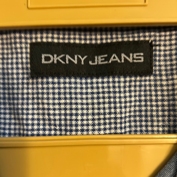 This a large very nice shirt - Picture 1 of 4